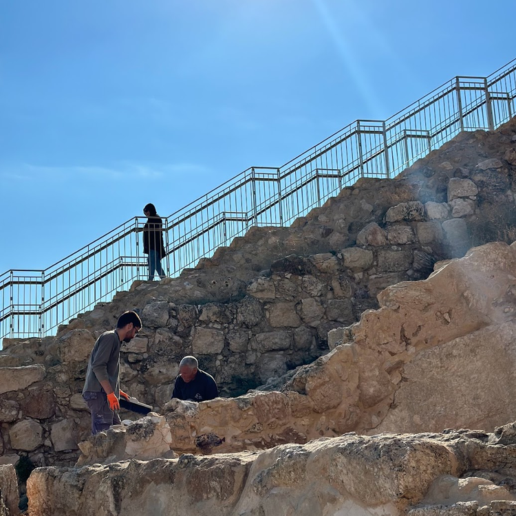 think in context 🌿